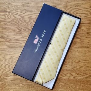 Vineyard Vines Collection Genesee Valley Club Yellow Silk Tie Handmade